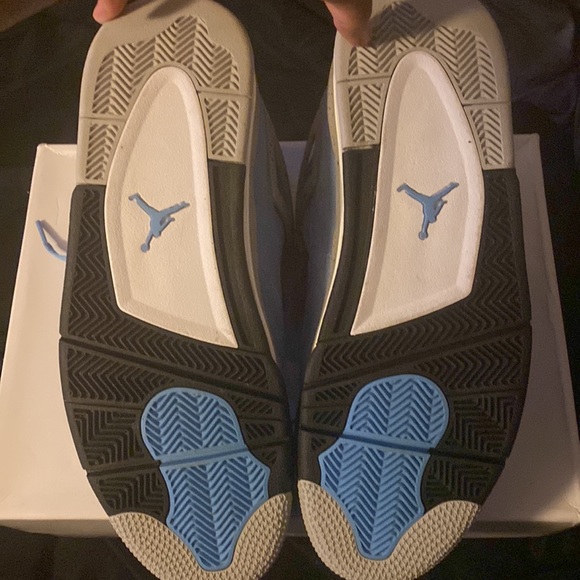 Jordan 4 University Blue size 12 - Picture 7 of 7